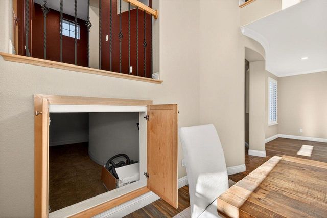 6832 Salvaterra Cir, Elk Grove, CA 95757