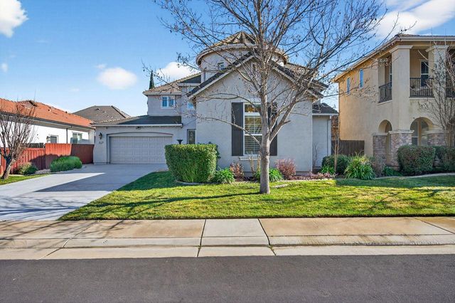 6832 Salvaterra Cir, Elk Grove, CA 95757
