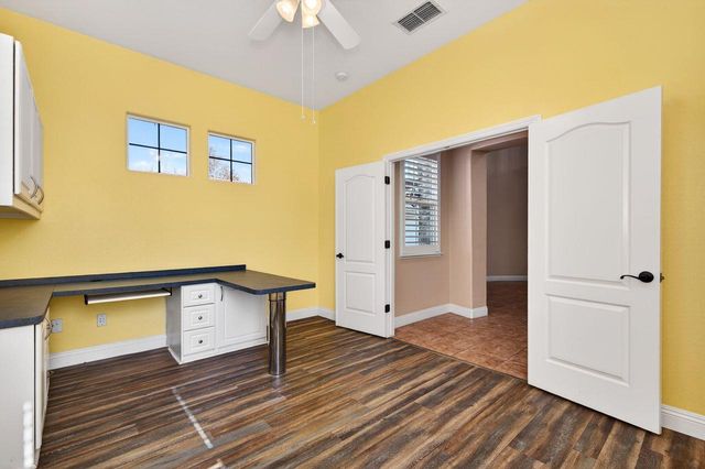 6832 Salvaterra Cir, Elk Grove, CA 95757