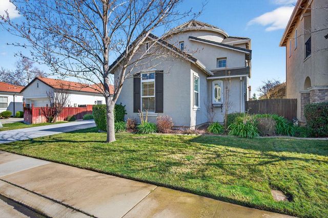 6832 Salvaterra Cir, Elk Grove, CA 95757