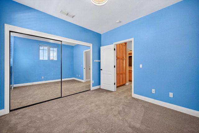 6832 Salvaterra Cir, Elk Grove, CA 95757