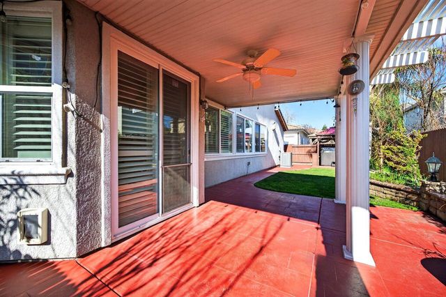 6832 Salvaterra Cir, Elk Grove, CA 95757