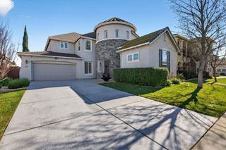 6832 Salvaterra Cir, Elk Grove, CA 95757