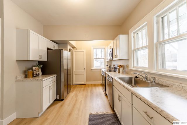 2532 Hartman Avenue, Omaha, NE 68111