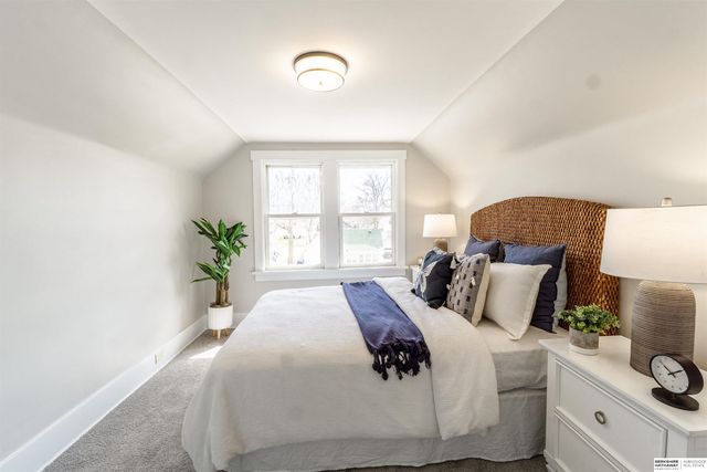 2532 Hartman Avenue, Omaha, NE 68111