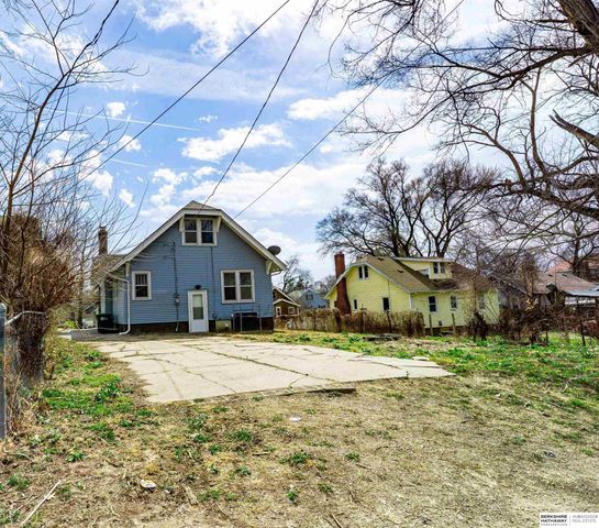 2532 Hartman Avenue, Omaha, NE 68111