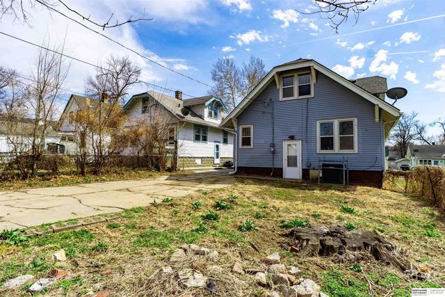 2532 Hartman Avenue, Omaha, NE 68111