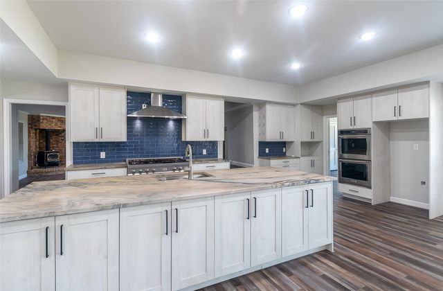 13 Crestview Circle, Rockwall, TX 75087