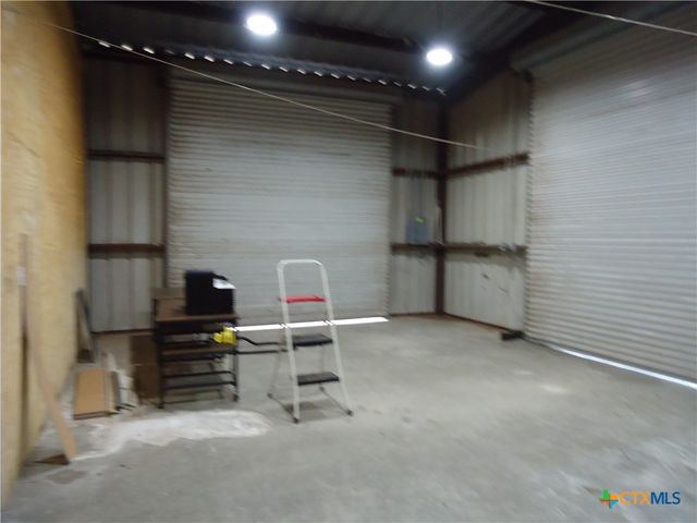 9630 Hunt Hill Road, Rogers, TX 76569