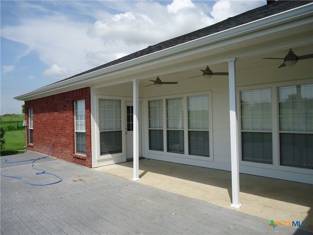 9630 Hunt Hill Road, Rogers, TX 76569