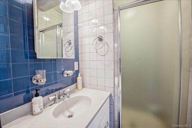 24 Kent Avenue, Hastings-on-hudson, NY 10706