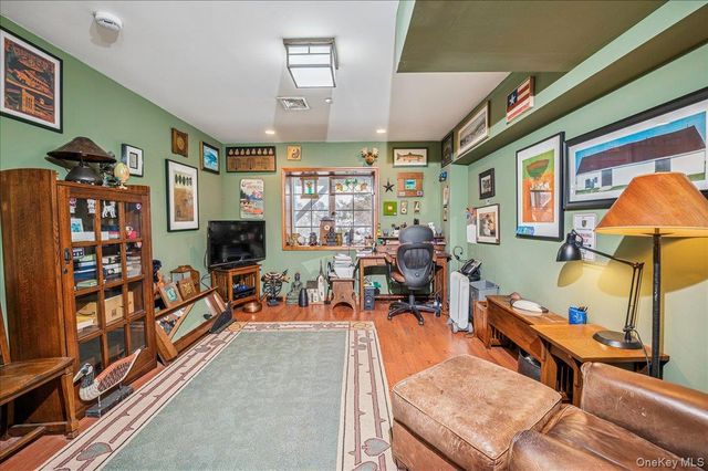 24 Kent Avenue, Hastings-on-hudson, NY 10706