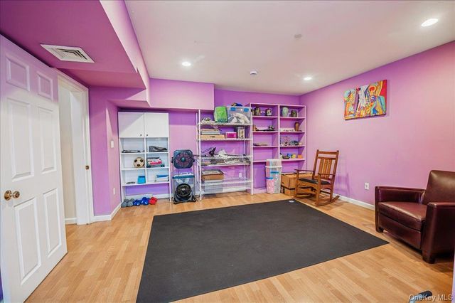 24 Kent Avenue, Hastings-on-hudson, NY 10706