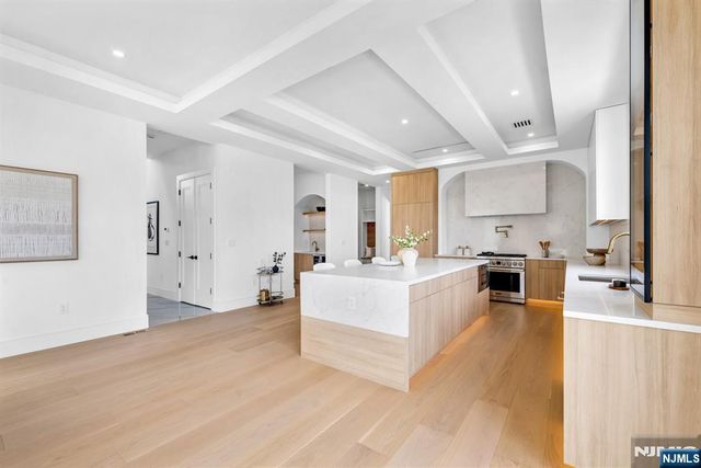 356 Bullard Avenue, Paramus, NJ 07652