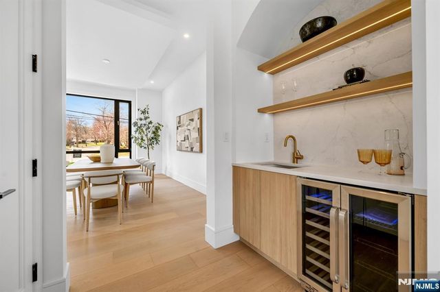 356 Bullard Avenue, Paramus, NJ 07652