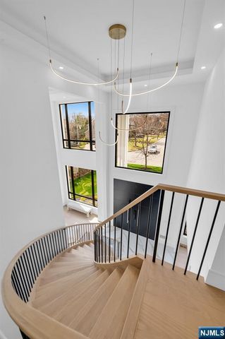 356 Bullard Avenue, Paramus, NJ 07652