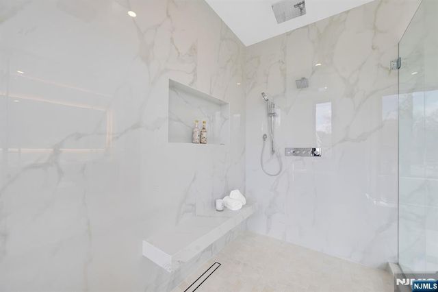 356 Bullard Avenue, Paramus, NJ 07652