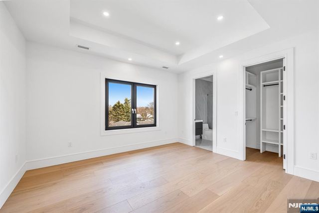 356 Bullard Avenue, Paramus, NJ 07652