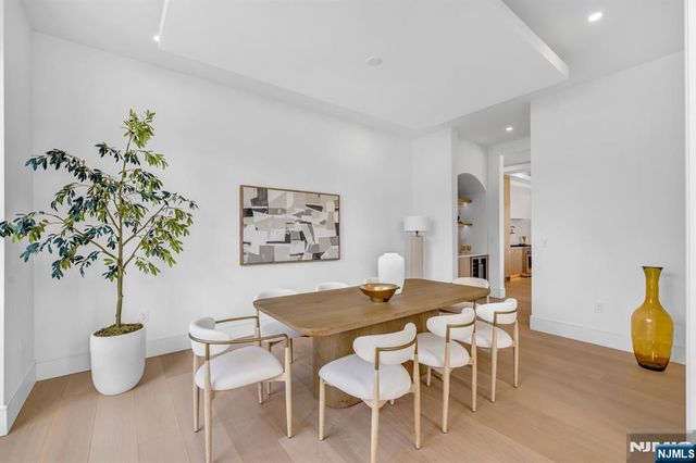 356 Bullard Avenue, Paramus, NJ 07652