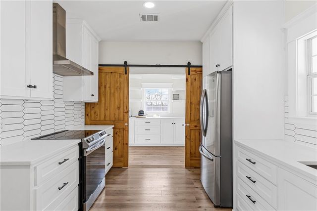 15966 Old China Spring Road, China Spring, TX 76633