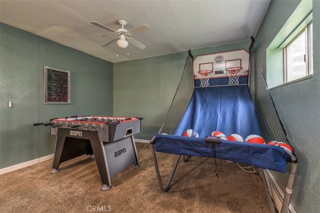 Image 17 of property listing at 45221 Big Oak Lane, Oakhurst, CA 93644