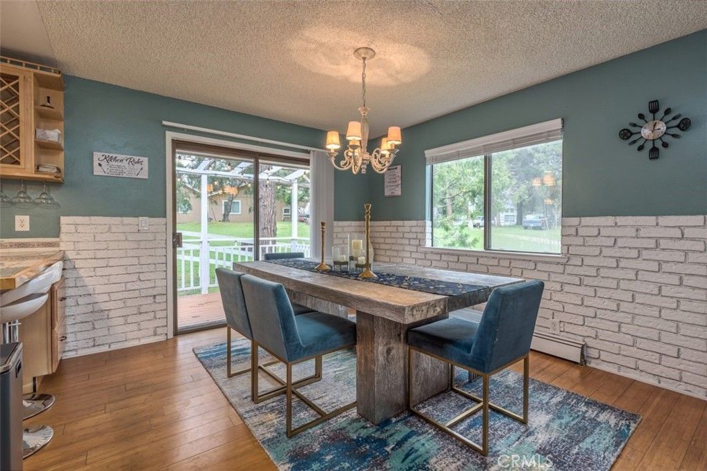 Image 25 of property listing at 45221 Big Oak Lane, Oakhurst, CA 93644