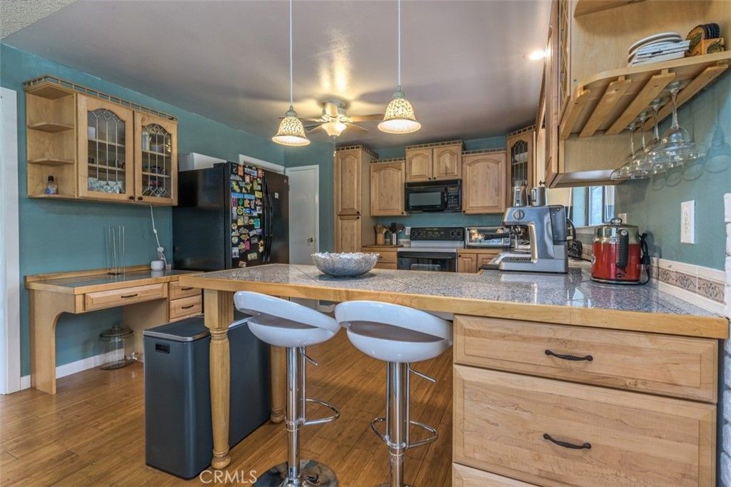 Image 27 of property listing at 45221 Big Oak Lane, Oakhurst, CA 93644