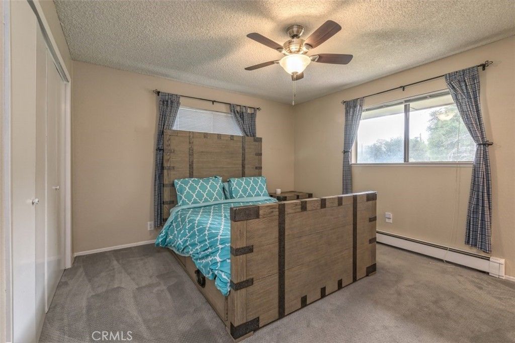 Image 35 of property listing at 45221 Big Oak Lane, Oakhurst, CA 93644