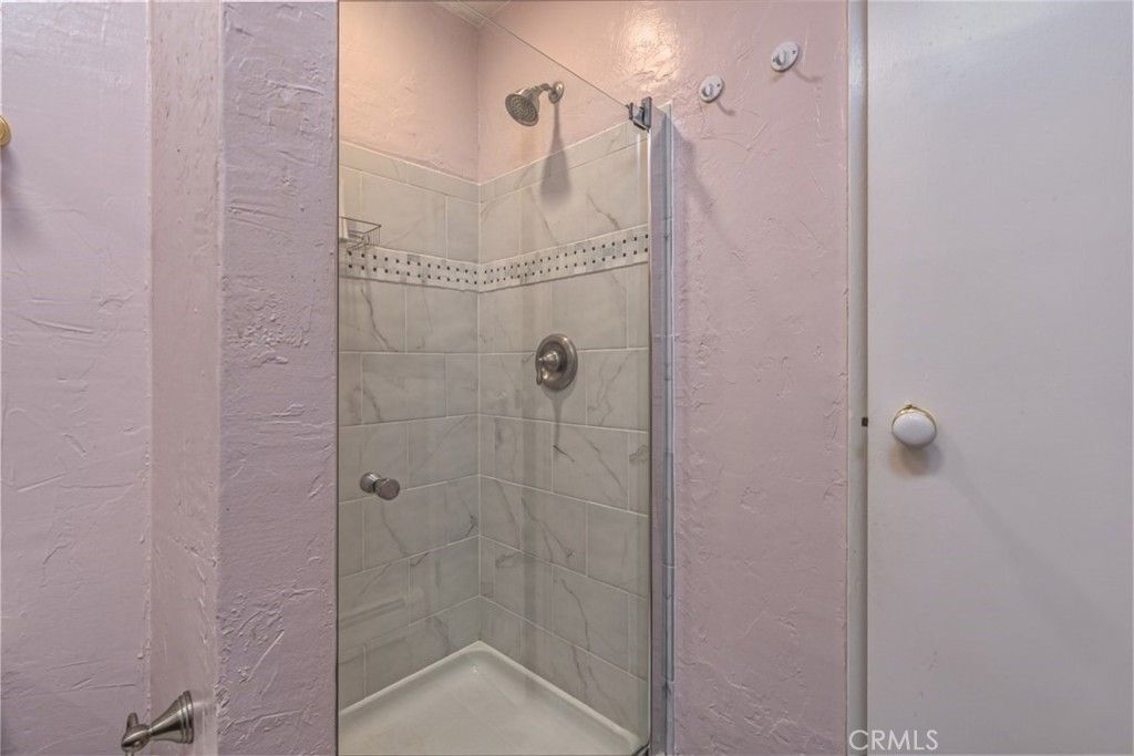 Image 38 of property listing at 45221 Big Oak Lane, Oakhurst, CA 93644