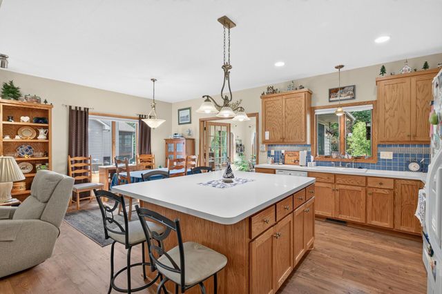 525 Devin Lane, River Falls, WI 54022