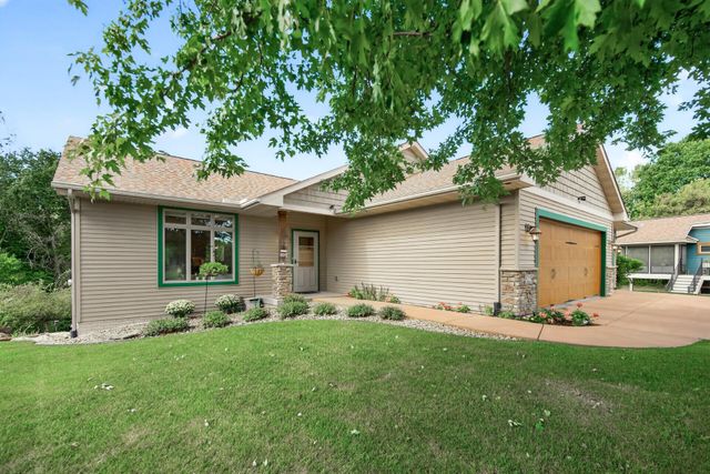 525 Devin Lane, River Falls, WI 54022
