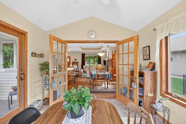 525 Devin Lane, River Falls, WI 54022