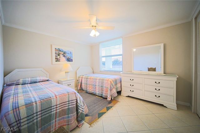 5959 Winkler RD 206, Fort Myers, FL 33919