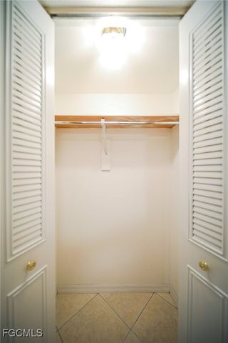 5959 Winkler RD 206, Fort Myers, FL 33919