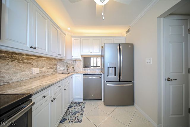 5959 Winkler RD 206, Fort Myers, FL 33919