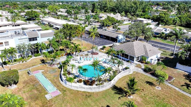 5959 Winkler RD 206, Fort Myers, FL 33919