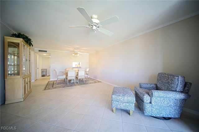 5959 Winkler RD 206, Fort Myers, FL 33919