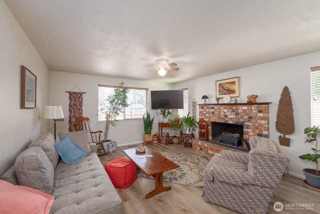 4325 W William Avenue, Moses Lake, WA 98837