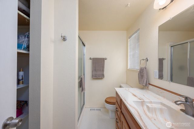 4325 W William Avenue, Moses Lake, WA 98837