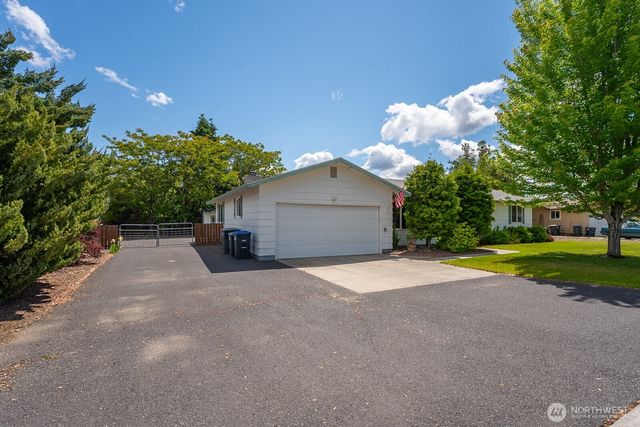 4325 W William Avenue, Moses Lake, WA 98837