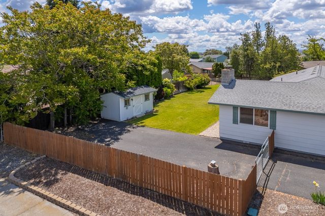 4325 W William Avenue, Moses Lake, WA 98837