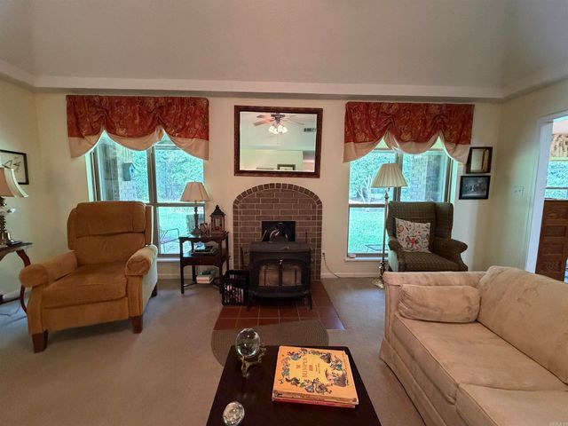 3300 Highway 104, White Hall, AR 71602