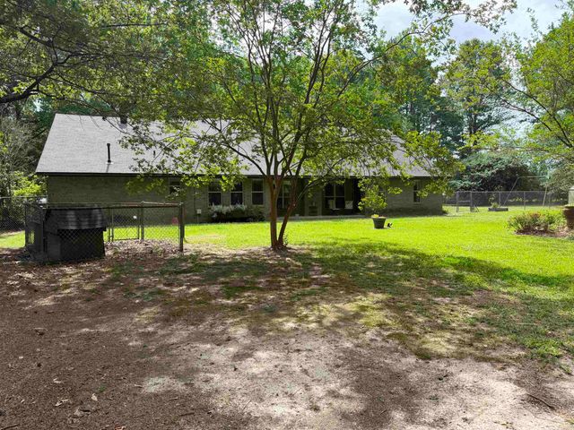 3300 Highway 104, White Hall, AR 71602