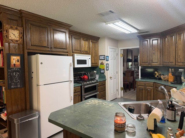 3300 Highway 104, White Hall, AR 71602