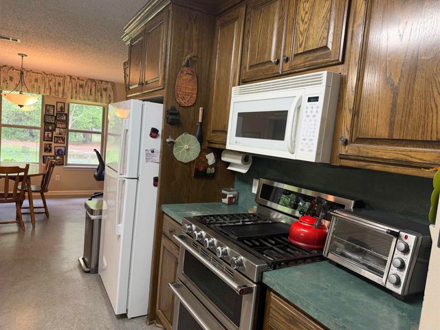 3300 Highway 104, White Hall, AR 71602