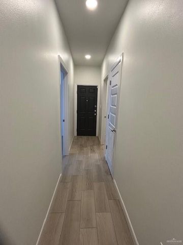 2120 Date Palm Avenue A, Mcallen, TX 78501