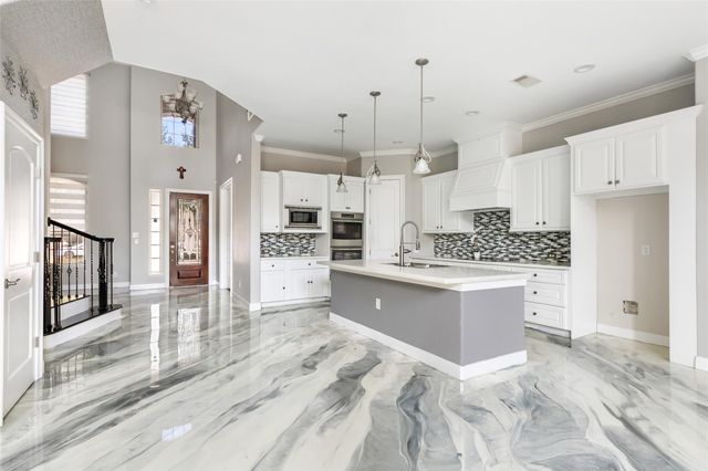 1210 Charing Cross Way, Houston, TX 77339