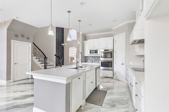 1210 Charing Cross Way, Houston, TX 77339