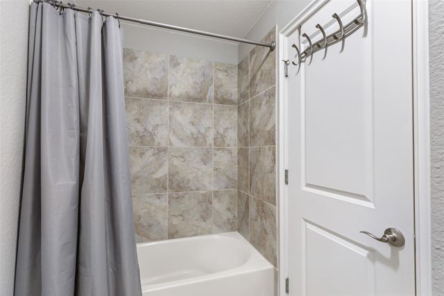 1210 Charing Cross Way, Houston, TX 77339