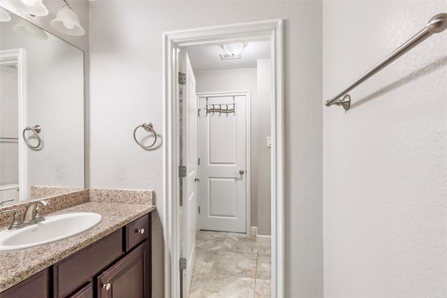 1210 Charing Cross Way, Houston, TX 77339